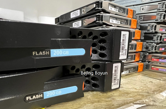 Vnxe315 Vnxe3200 005050425를 위한 V6-Ps6fx-200 200g 델 Emc 프킨스 저장 Ssd 3.5'